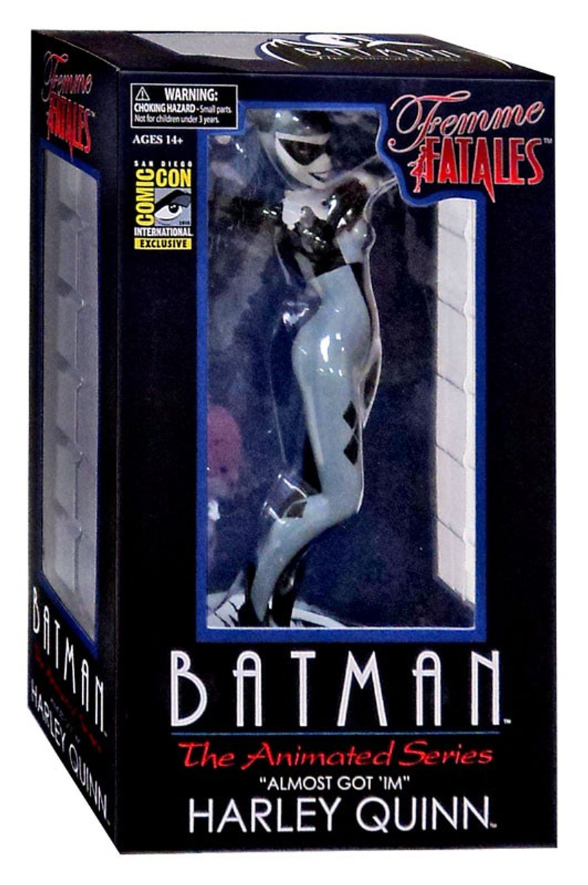 Femme Fatales Harley Quinn Batman The Animated Series DC Comics 9" Statue New