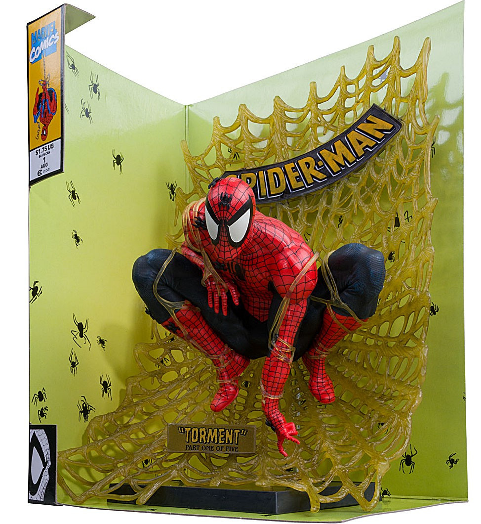 McFarlane Toys Marvel Gold Label Collection Spider-Man Posed Figure with Scene & Comic Spider-Man #1 Black & Gold Variant, Damaged Package、ToyWiz、kayou