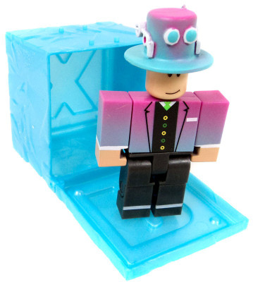 Roblox Action Figures Loose On Sale At Toywiz Com - roblox series 2 vurse 3 minifigure includes online code loose