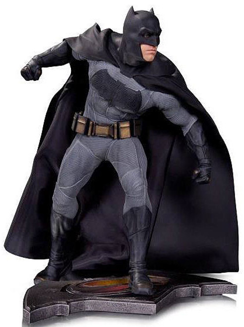 DC Batman v Superman: Dawn of Justice Batman Statue