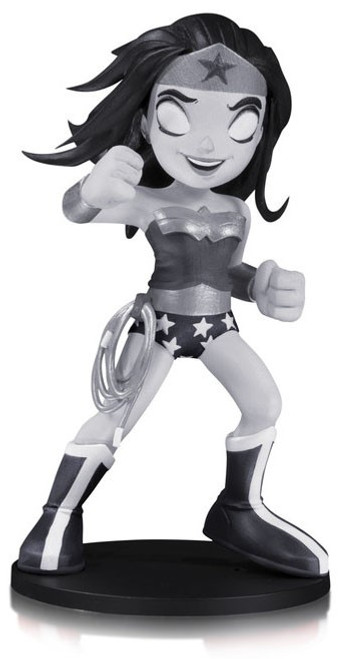 DC Artist Alley Wonder Woman 6.6-Inch PVC Collector Statue [Chris Uminga, Black & White Variant]