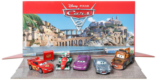 Disney / Pixar Cars World Grand Prix in Porto Corsa Diecast Car 5-Pack Collection [Lightning McQueen, Pit Crew Chief Mater, Holley Shiftwell, Finn McMissile & Francesco Bernoulli]