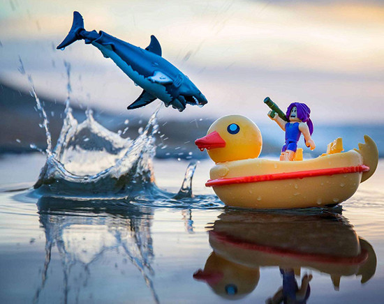 Roblox Celebrity Collection SharkBite: Duck Boat 3-Inch Figure Set