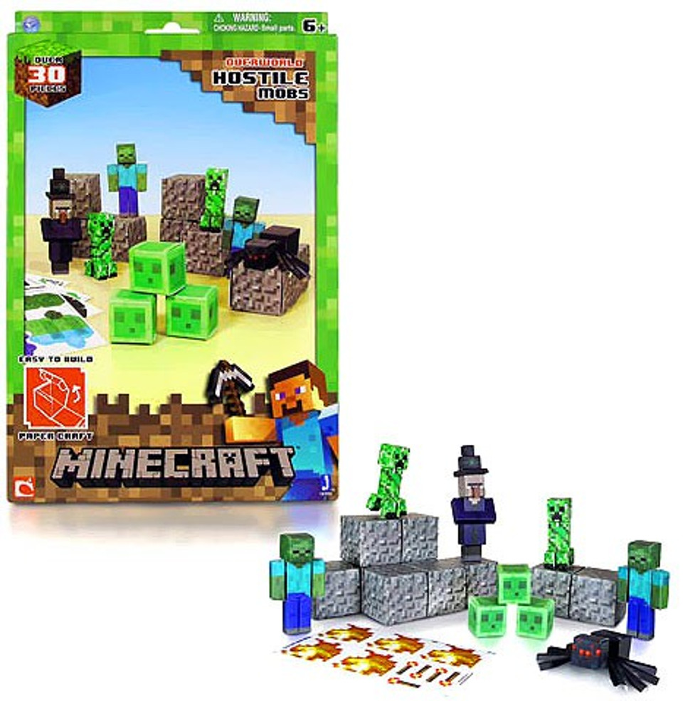 Minecraft Lot of 20 Grass Blocks Papercraft Jazwares ToyWiz