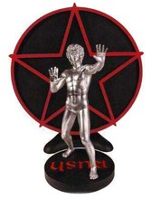 Statues, Busts & Collectibles