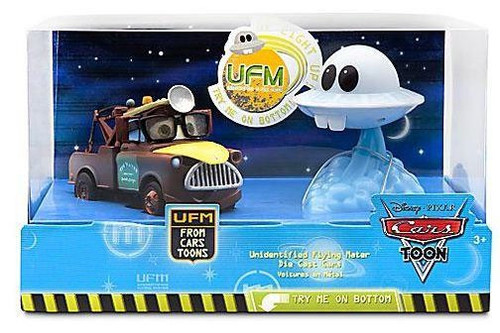 Disney / Pixar Cars Cars Toon 1:43 Multi-Packs Unidentified Flying Mater  Exclusive Diecast Car