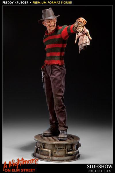 Nightmare on Elm Street Premium Format Freddy Krueger 14