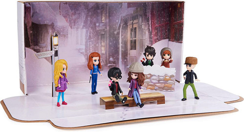 Harry Potter Wizarding World Magical Minis Hogsmeade Collector Set