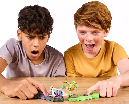 Legends of Akedo Teenage Mutant Ninja Turtles Donatello vs Baxter