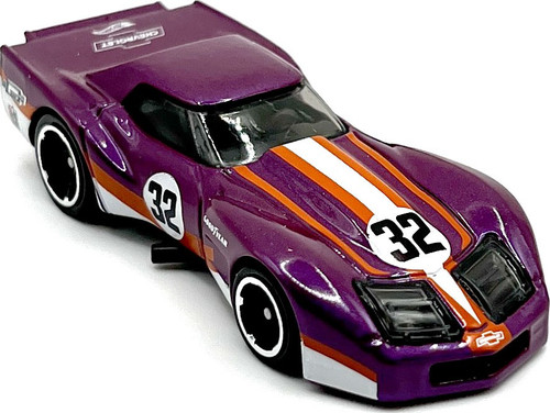 Hot Wheels 76 Chevrolet Greenwood Corvette 164 Diecast Car