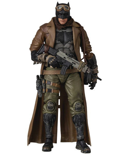 MAFEX KNIGHTMARE BATMAN フィギュア DC MAFEX Knightmare Batman 6.3 Action Figure Zack Snyders Justice