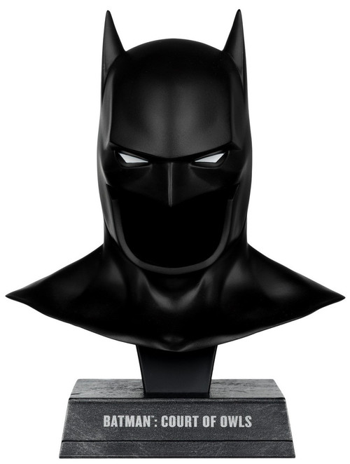 McFarlane Toys DC Direct Batman Cowl Replica Court of Owls, Damaged Package、ToyWiz、kayou
