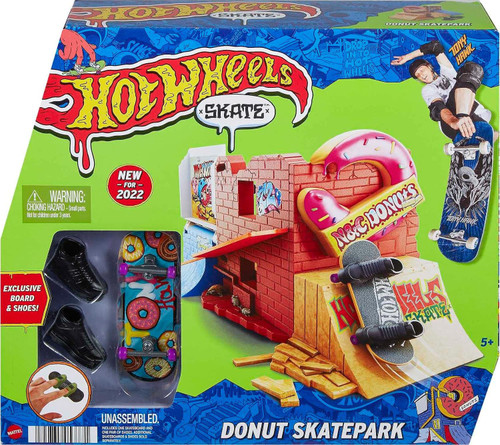 Hot Wheels Donut Skatepark Playset、ToyWiz、kayou