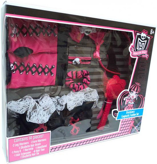 Monster High Draculaura Fashion Doll & Accessories