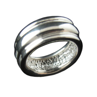 Unisex Ribbed Silver Band Ring