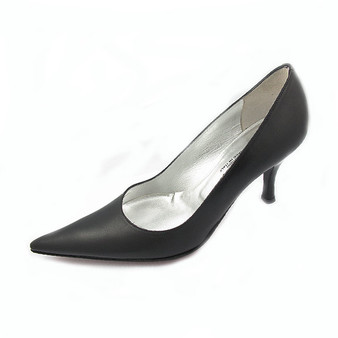 Pointed Toe Black Leather Pump