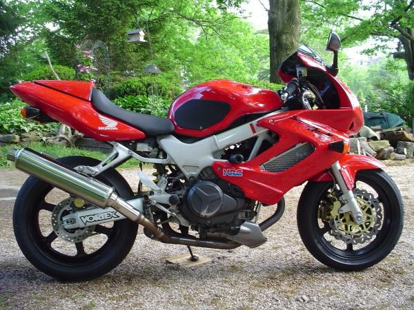 Techspec Snake Skin Tank Grip For Honda Vtr 1000 F Super Hawk Firestorm 97 06 Speed Addicts