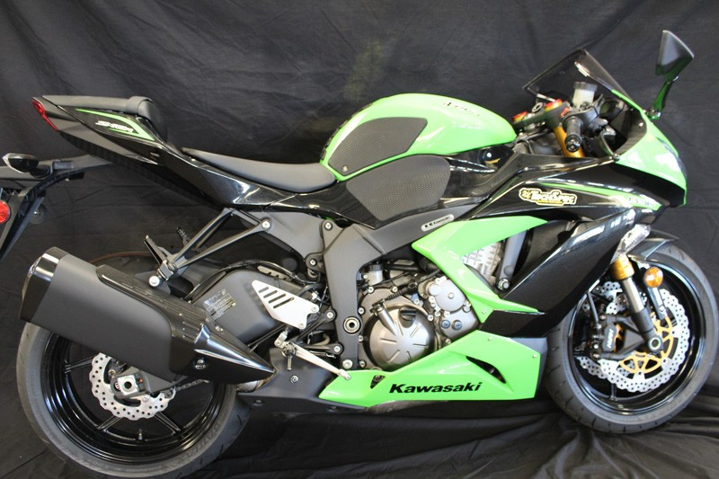 TechSpec Snake Skin Gripster Tank Grip for Kawasaki ZX-6R 636 13-22