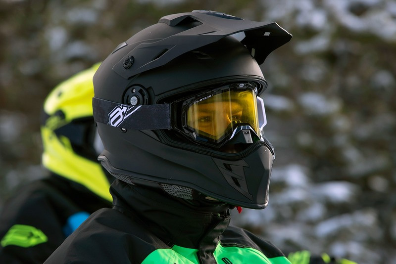 Z1R Range Snow Flat Black Dual Pane Helmet Matte