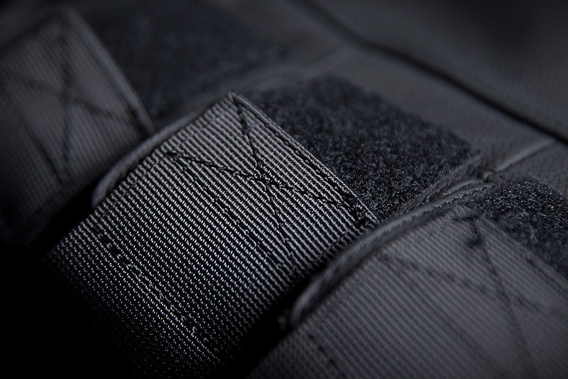 Icon Regulator D30 Stripped Vest Black