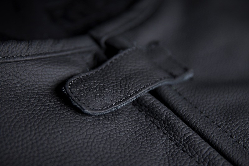 Icon Regulator D30 Stripped Vest Black