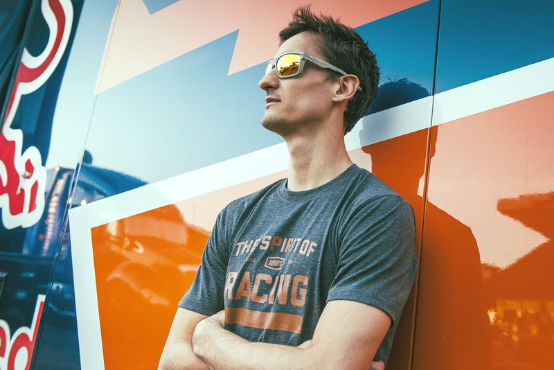 100% Daze Quicksand Red Mirror Sunglasses