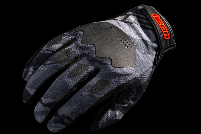 Icon Hooligan Tiger's Blood Gray Gloves