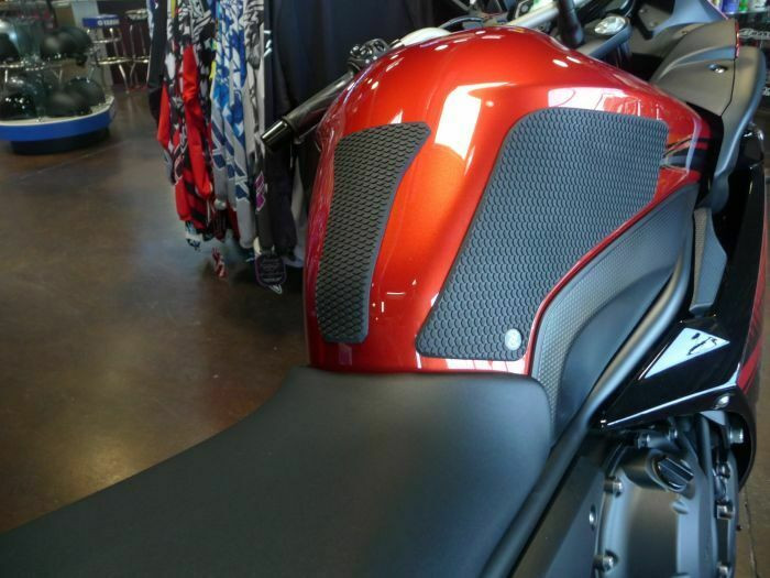 TechSpec XL2 Gripster Tank Grip for Yamaha FZ6R 09-Current