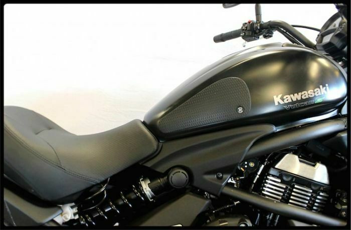 TechSpec XL2 Gripster Tank Grip for Kawasaki Vulcan 07-Current