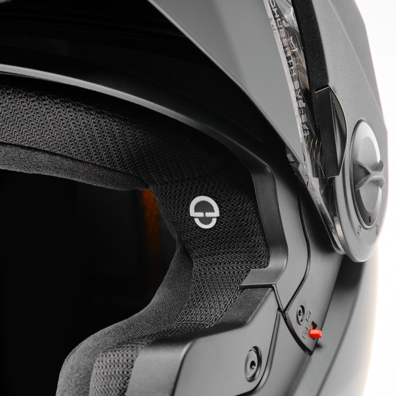 Schuberth E2 Matte Black Helmet