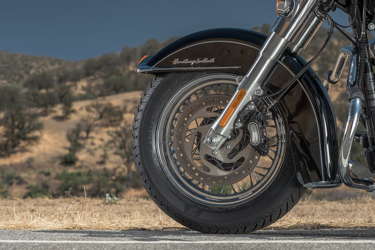 Bridgestone Tire Battlecruise H50 - Front