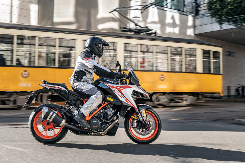 Pirelli Tire Angel GT II - Front