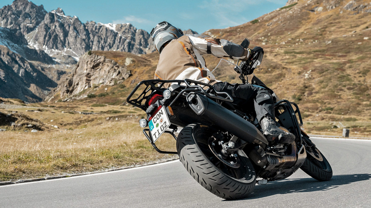 Continental Tire Conti Road Attack 4 - Front