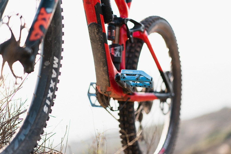 Crankbrothers Stamp 7 Pedals Large Electric Blue