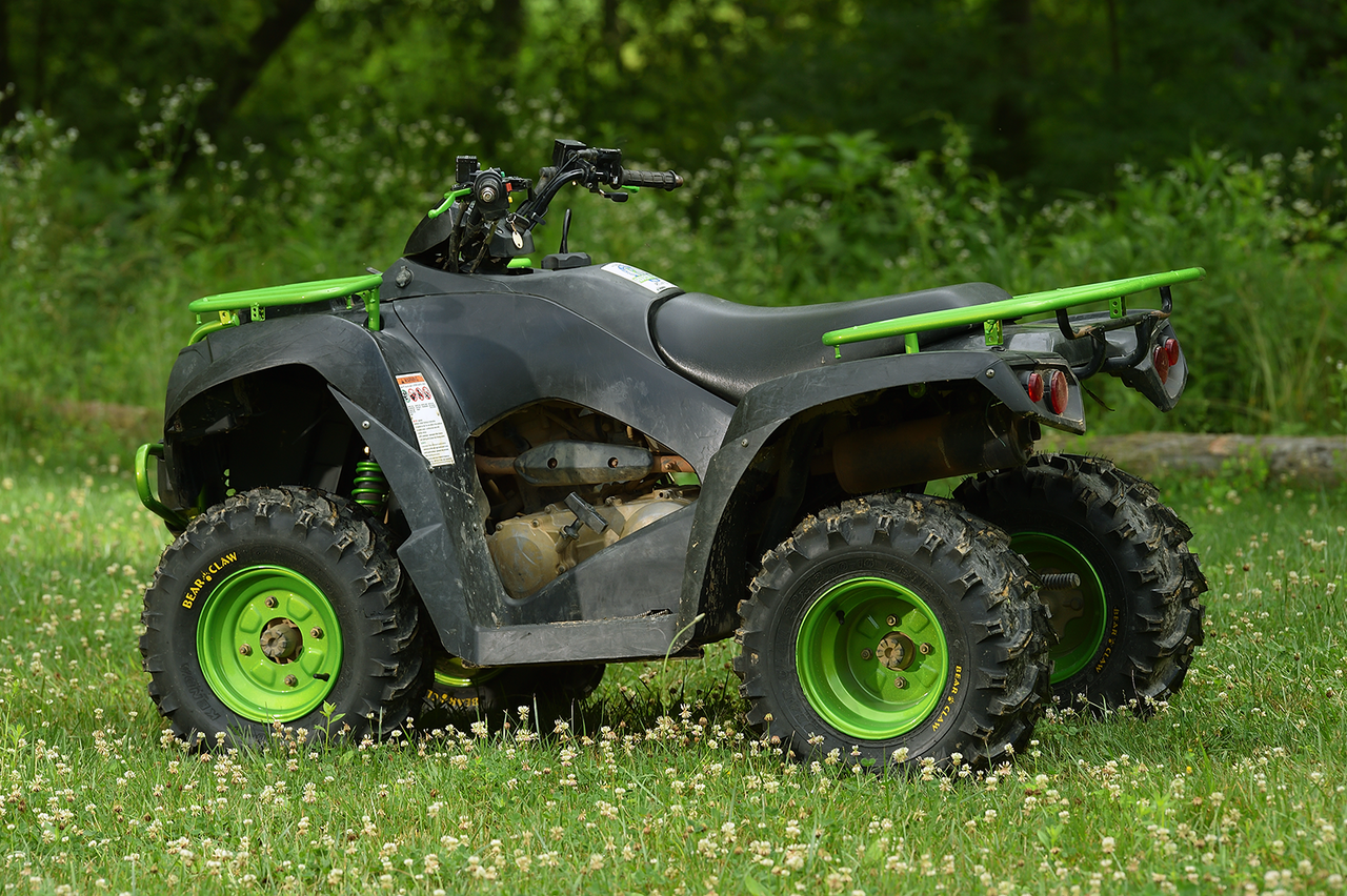 Kenda Tire K299 Bearclaw - Front/Rear