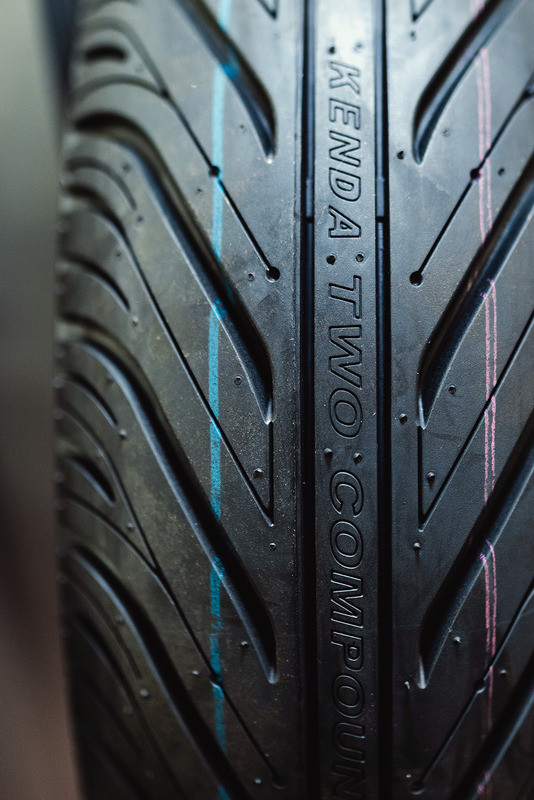 Kenda Tire K6022 Kozmik - Front/Rear