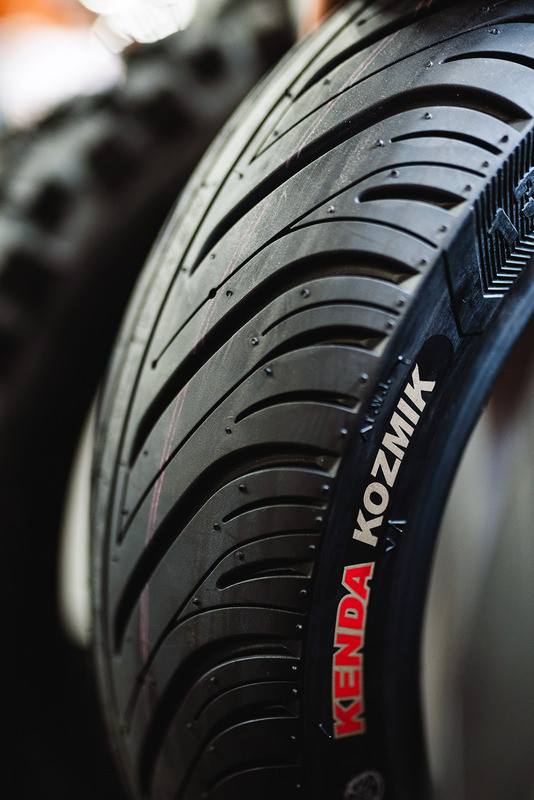 Kenda Tire K6022 Kozmik - Front/Rear