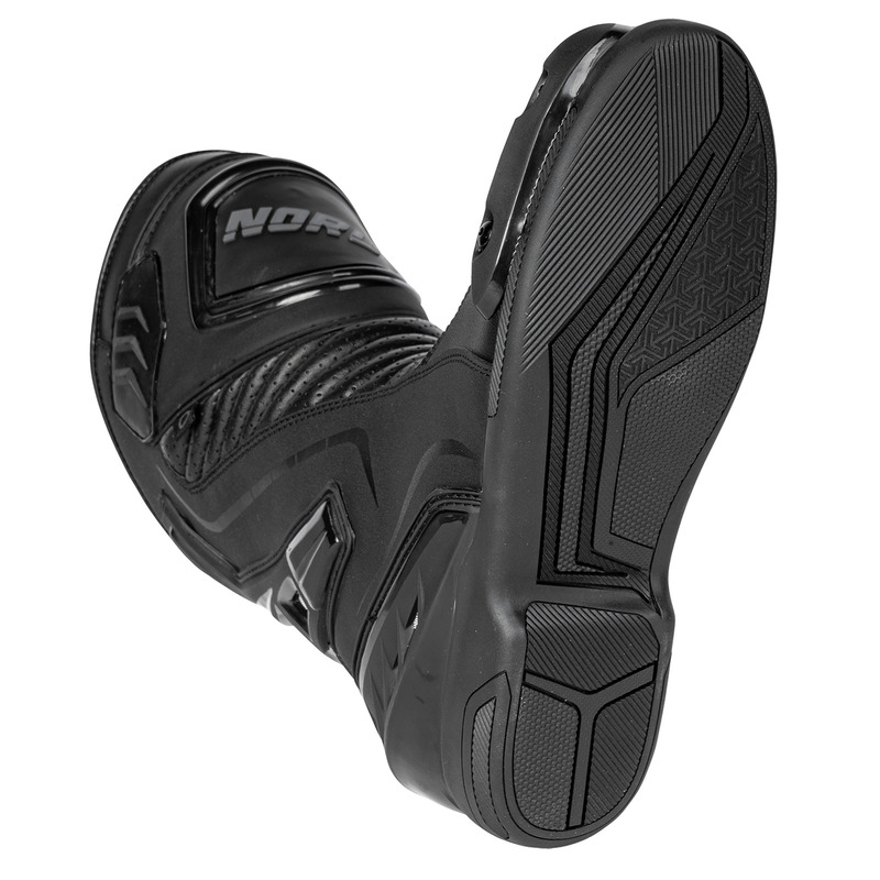 NORU Hakone Black Boots - Speed Addicts