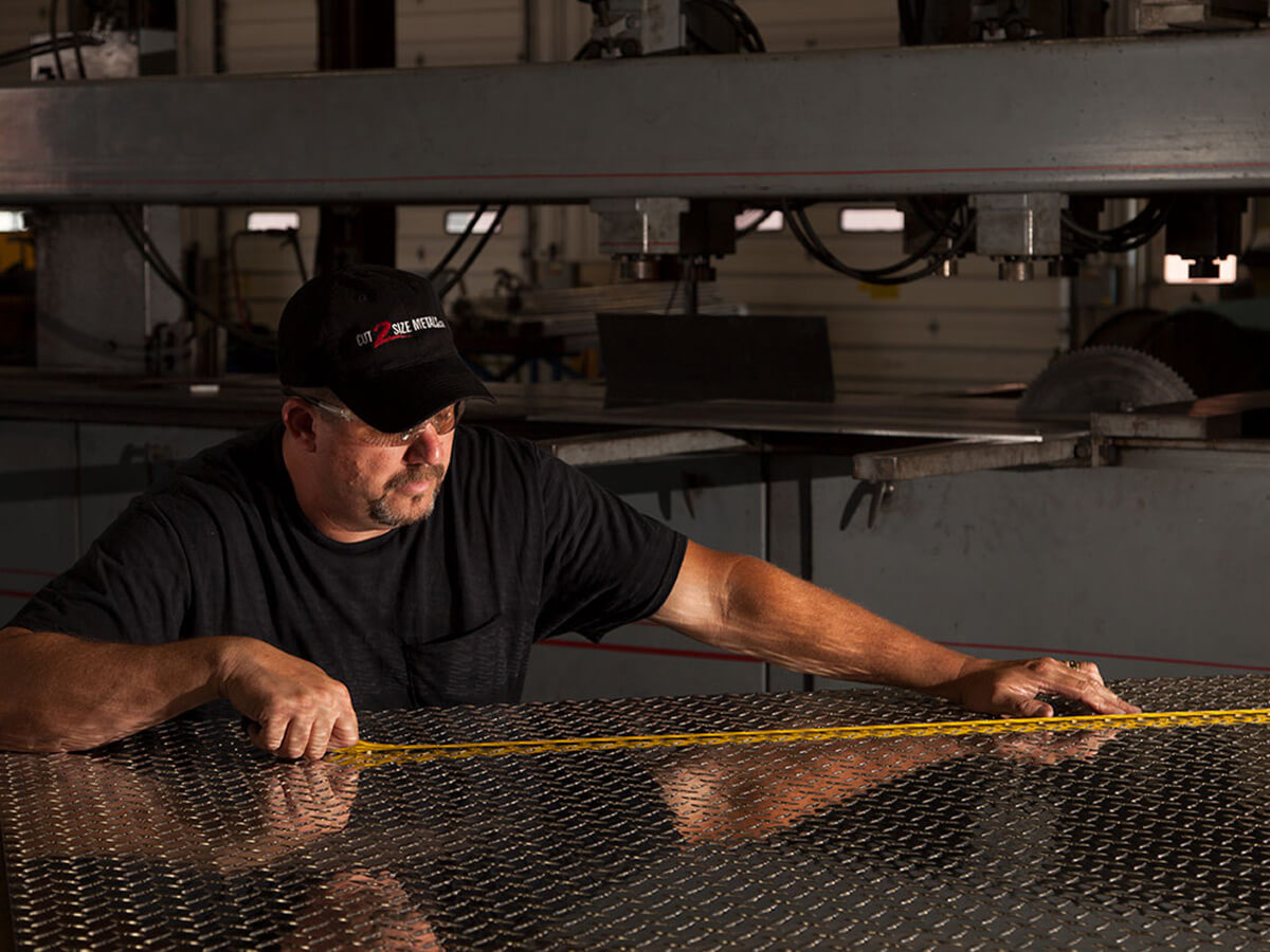 How to Use a Measuring Tape Cut2SizeMetals