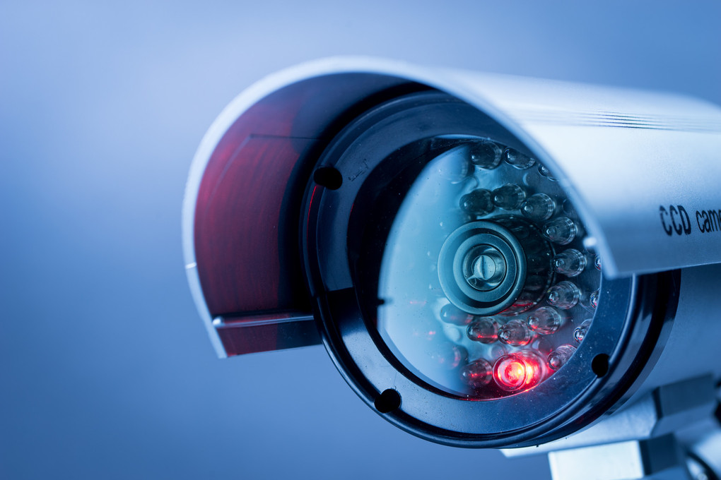 These Are the Pros and Cons of Using a Spy Camera for Your Business