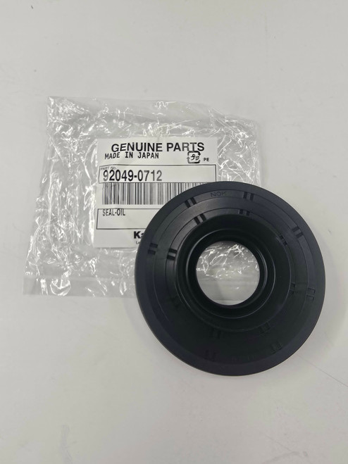 TERYX 800  REAR ENGINE OUTPUT SEAL OEM