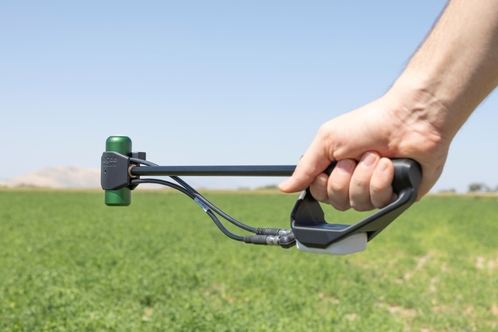 P2-111 Package: MicroCache with Upward and Downward NDVI Sensors