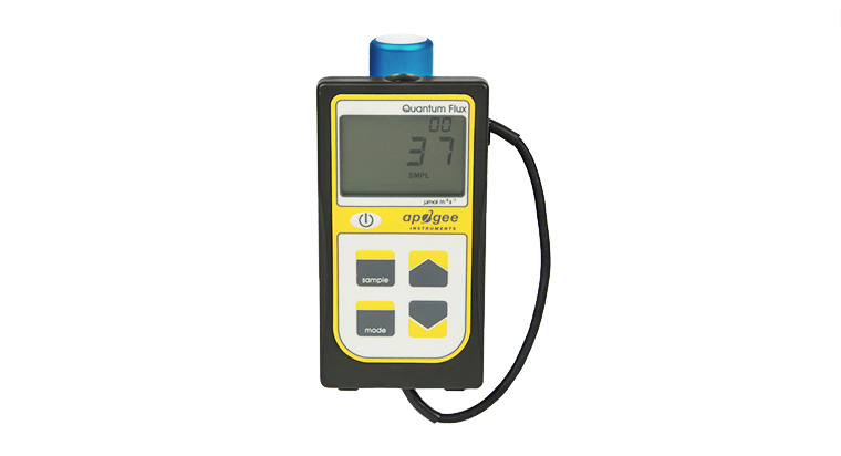 MQ-501: Handheld Full-spectrum Quantum Meter - Apogee