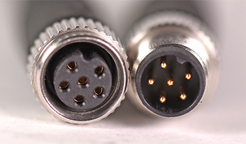 Apogee cable connector pins close up