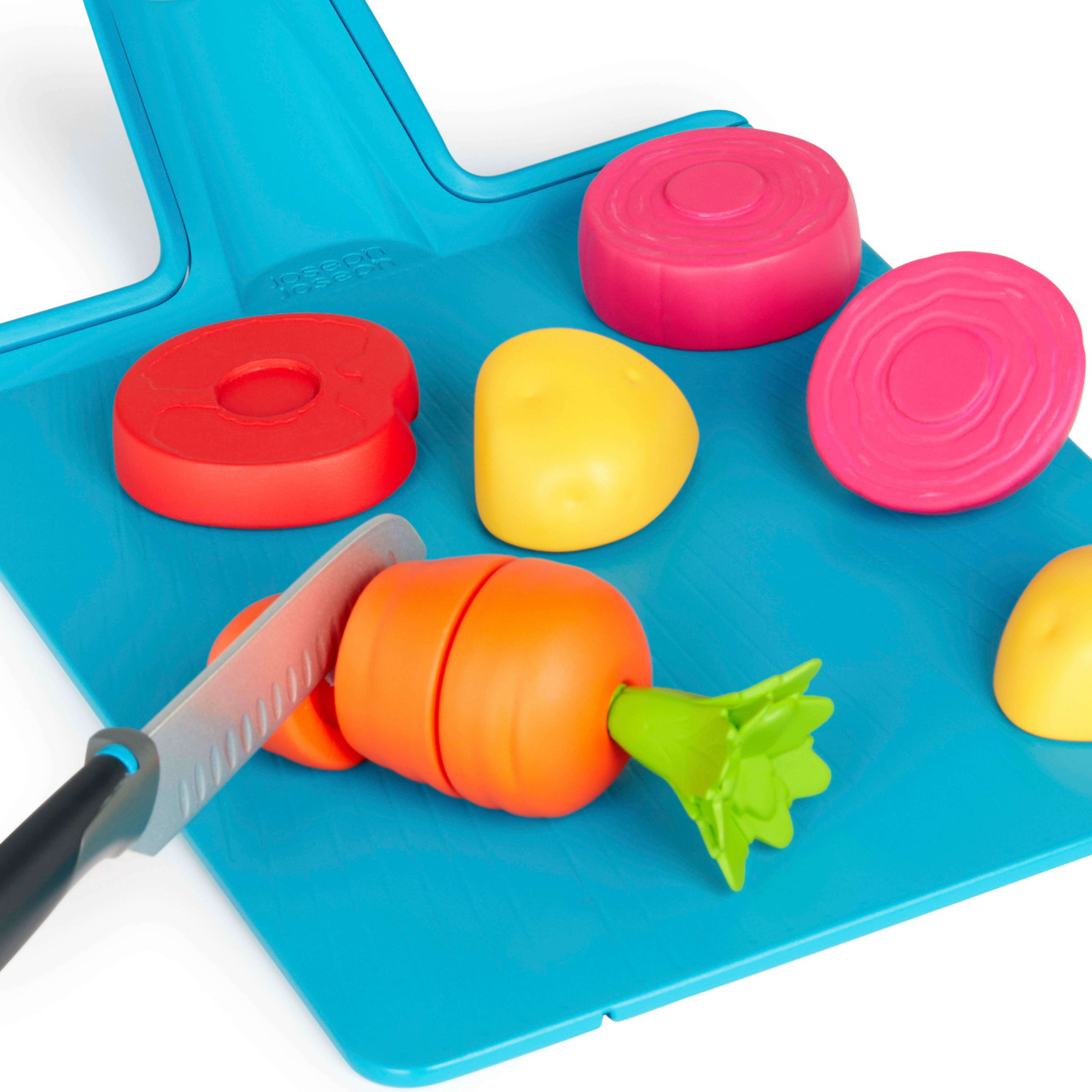 Casdon Joseph Joseph Chop2Pot Toy Chopping Board Set