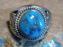 Native American Navajo Artist
Lorenzo James
Kingman Arizona Turquoise
www.sdavidjewelry.com