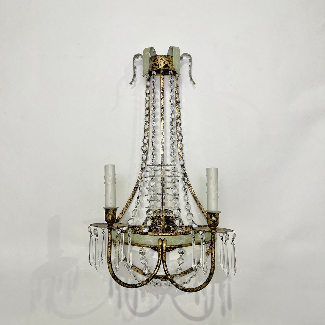 Scalloped Tole Sconce #1