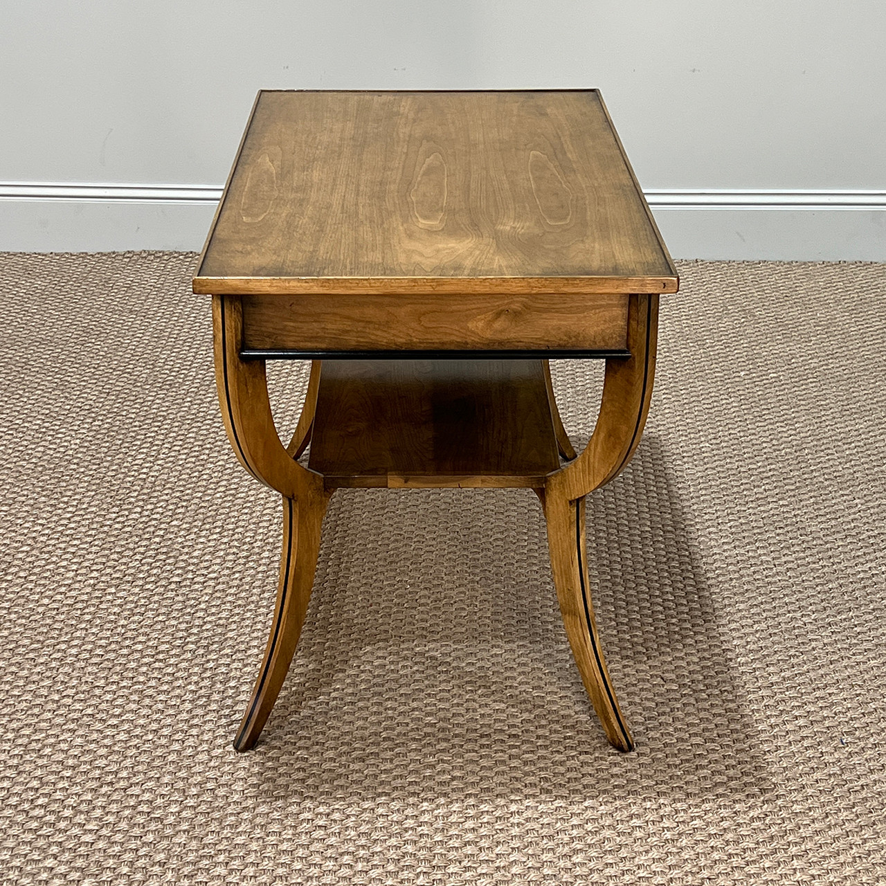 Whittman Table - Size II #1