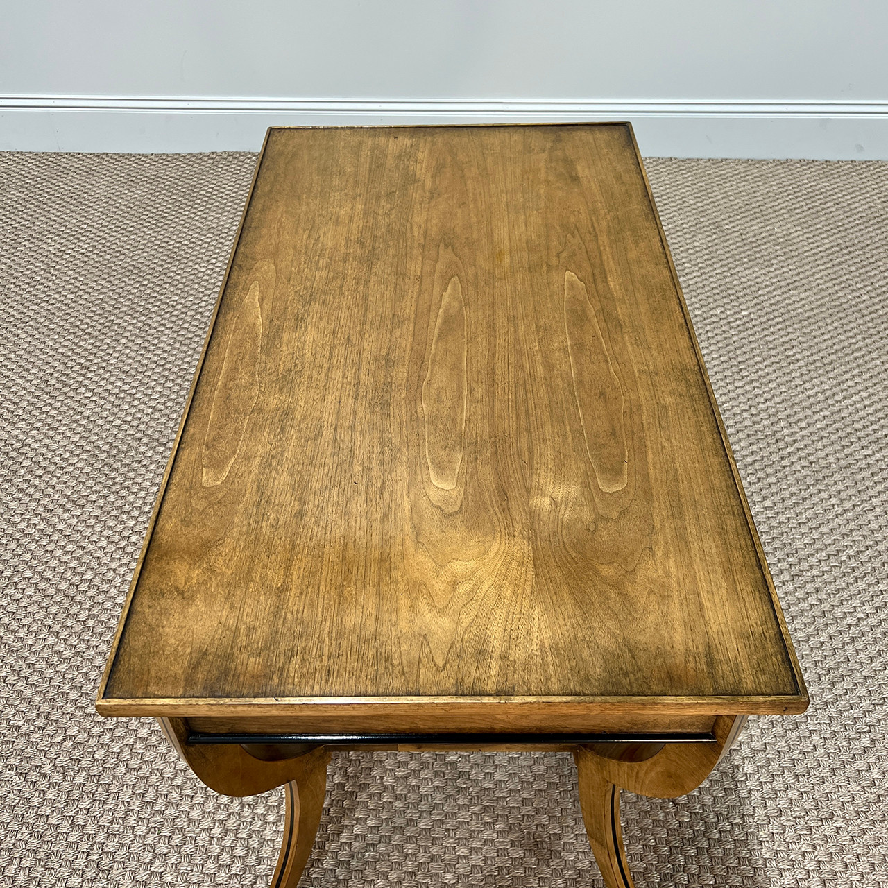 Whittman Table - Size II #1