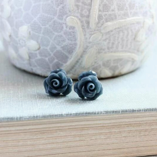 A Pocket of Posies Rose Studs Navy